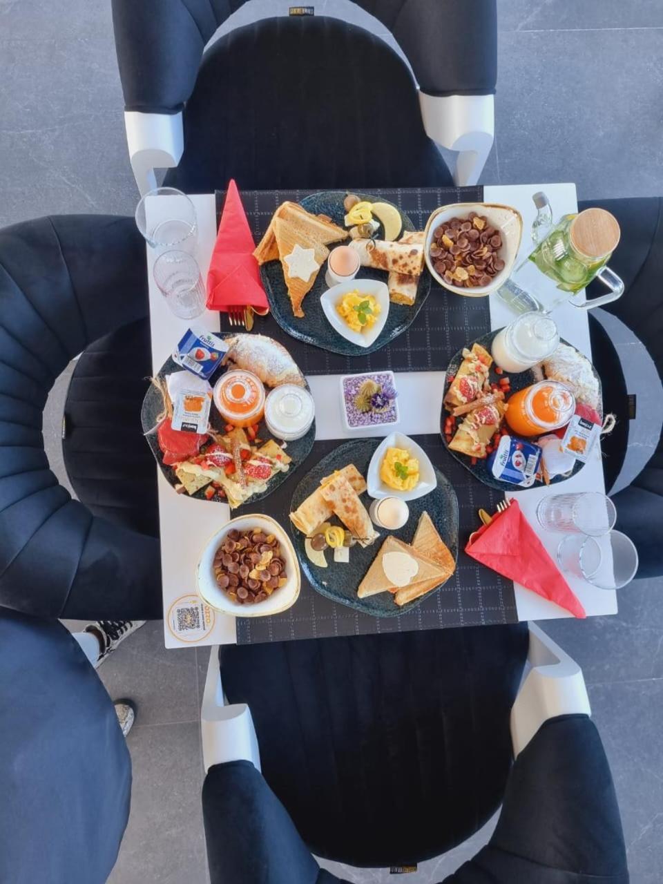 Mark Hotel Tirana Berxull Экстерьер фото
